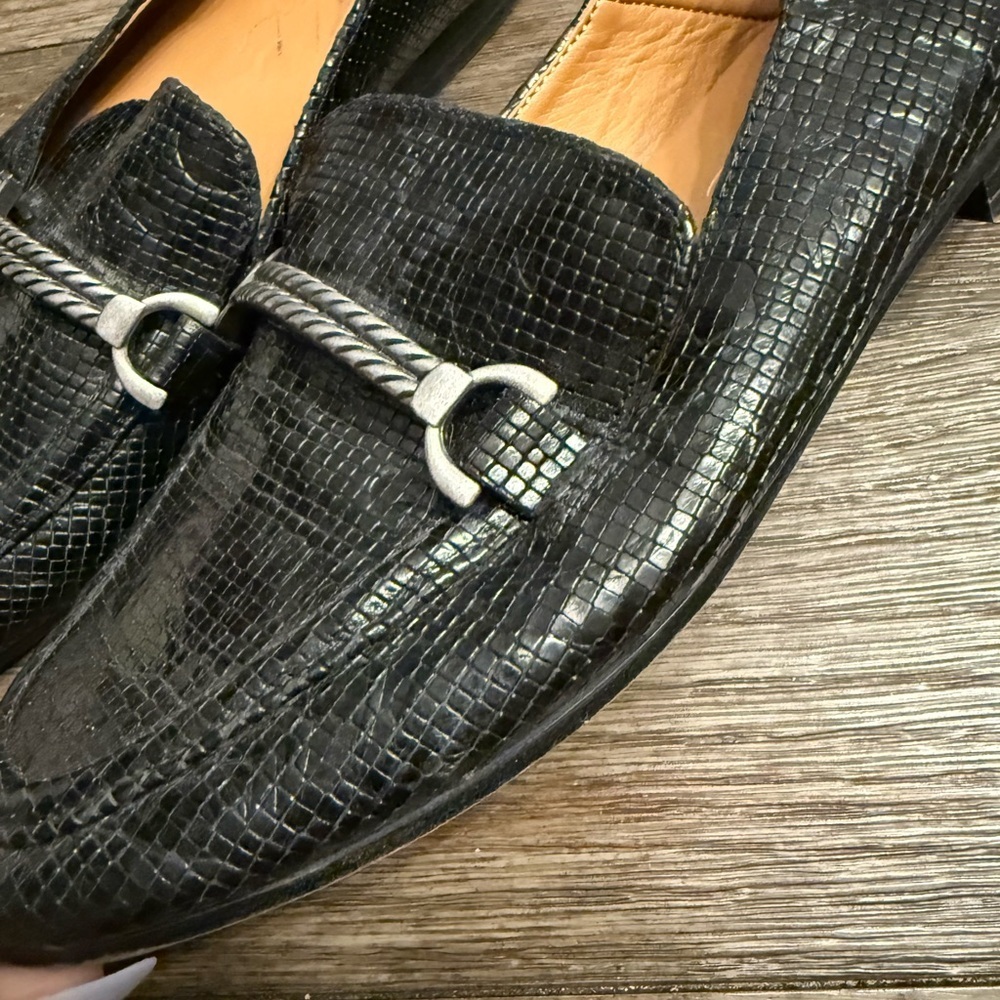 Patricia Nash black loafers - Picture 2 of 8